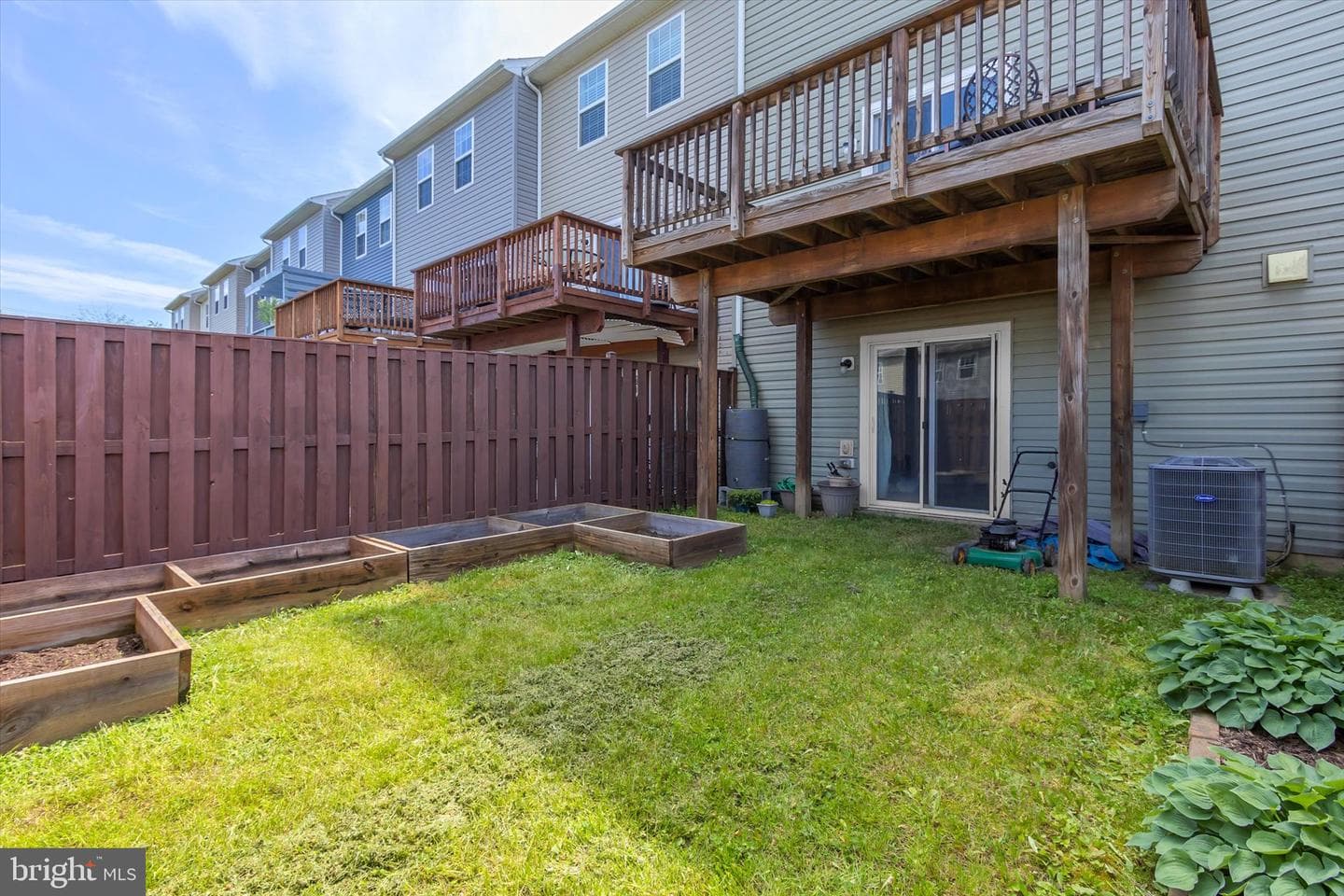 277 Magellan photo 10