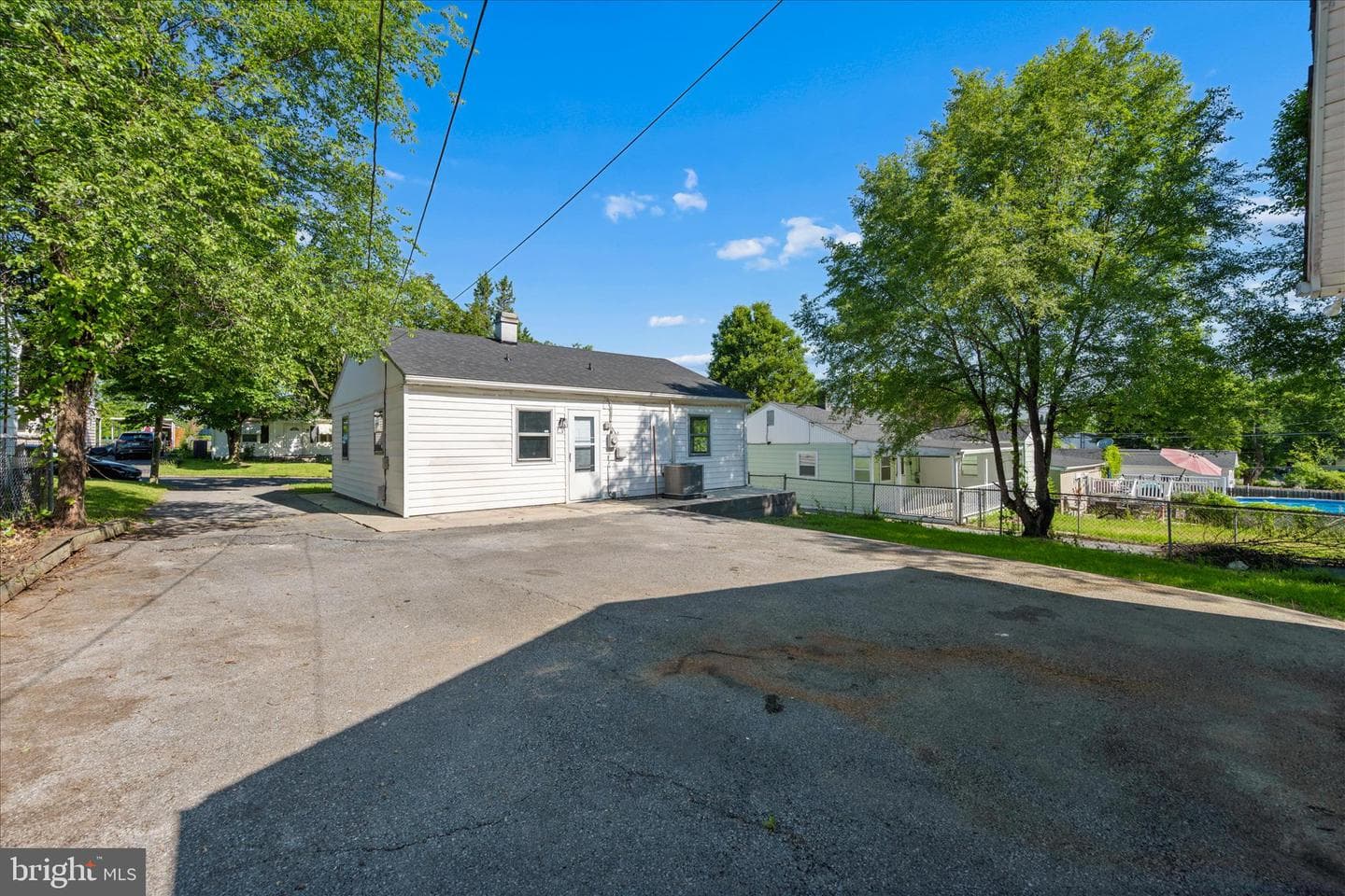 611 State Circle photo 34