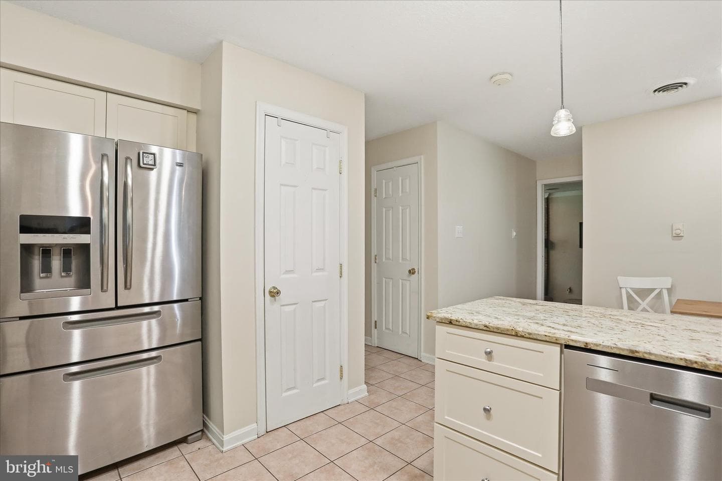 1084 Ridge Road S photo 13
