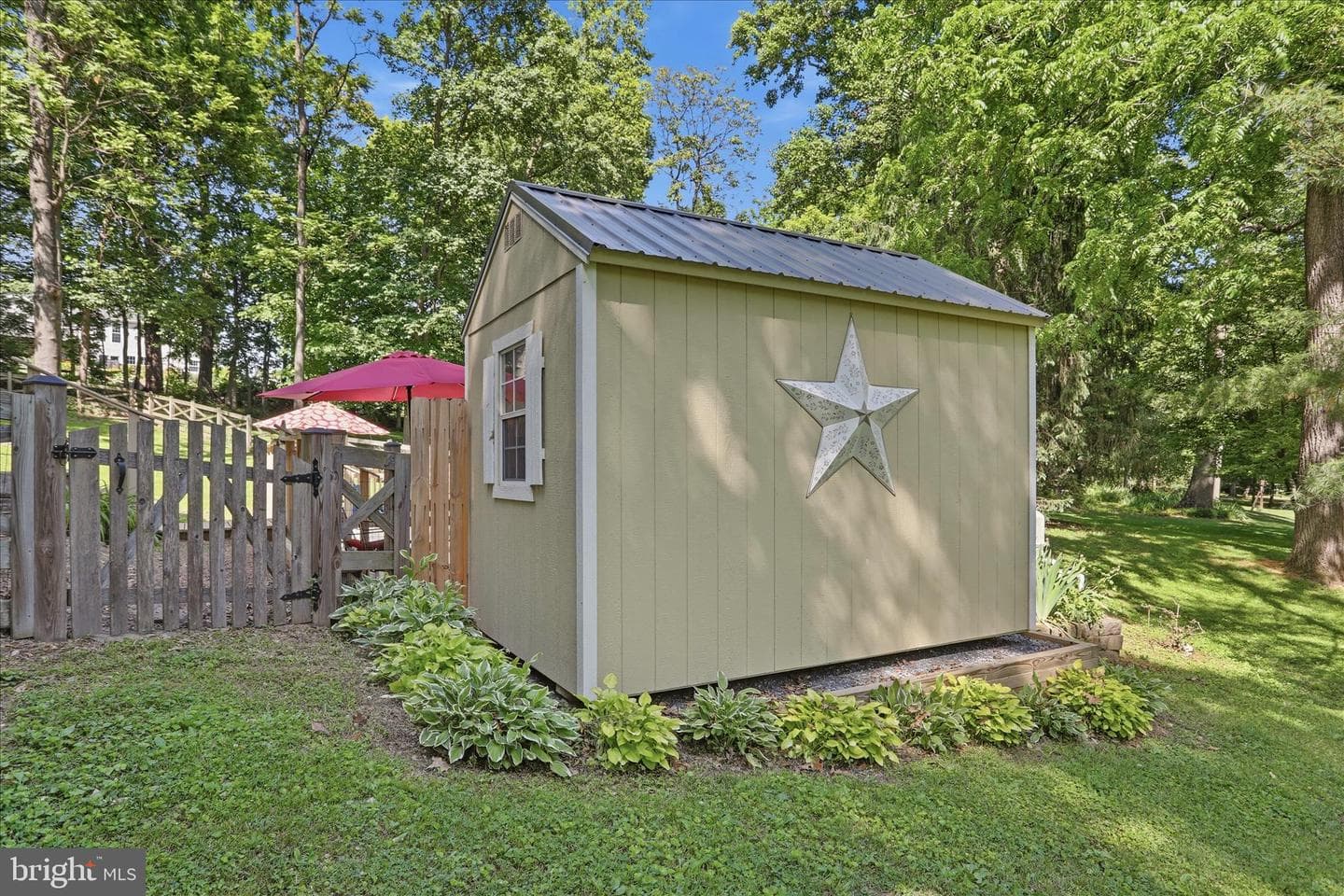 1084 Ridge Road S photo 46