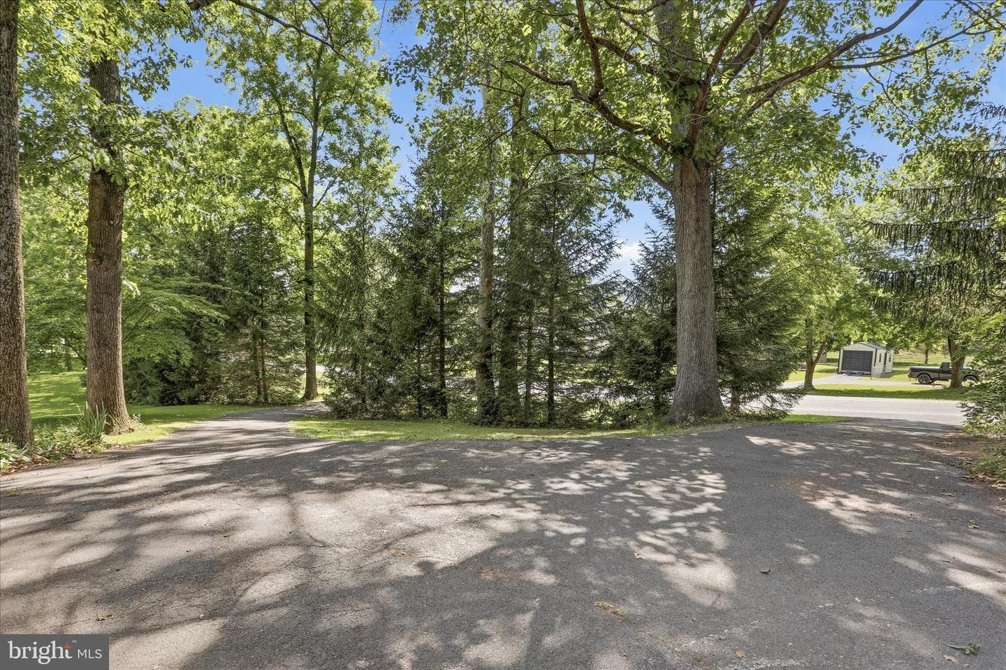 1084 Ridge Road S photo 53