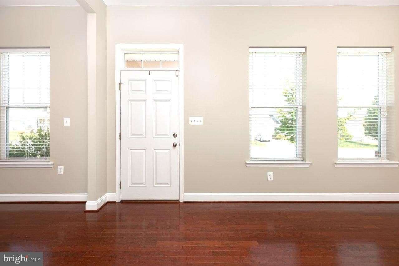 88 Liverpool Lane photo 11