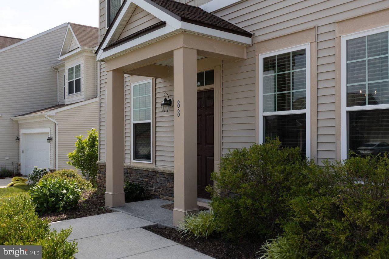 88 Liverpool Lane photo 43