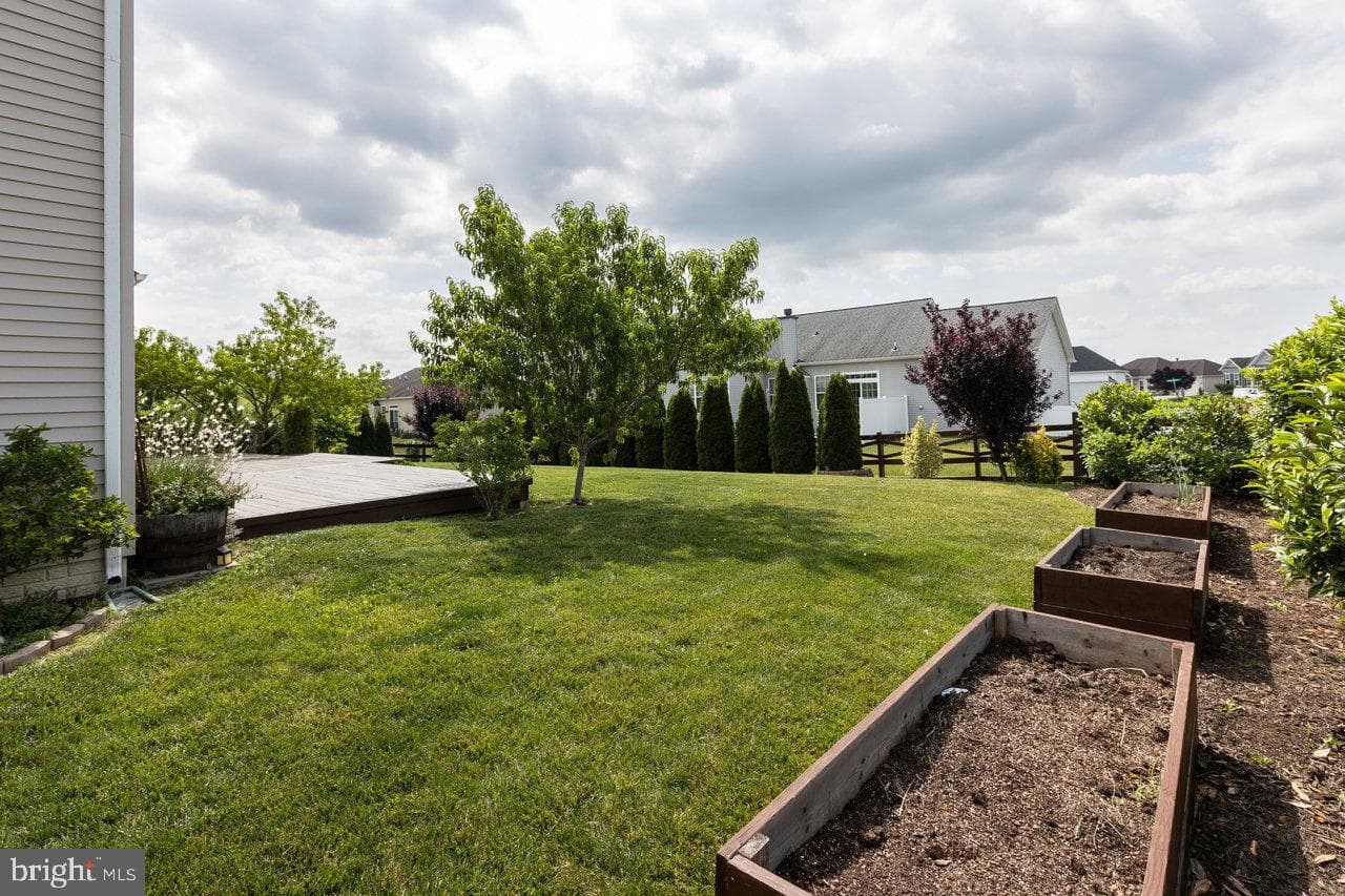 88 Liverpool Lane photo 48