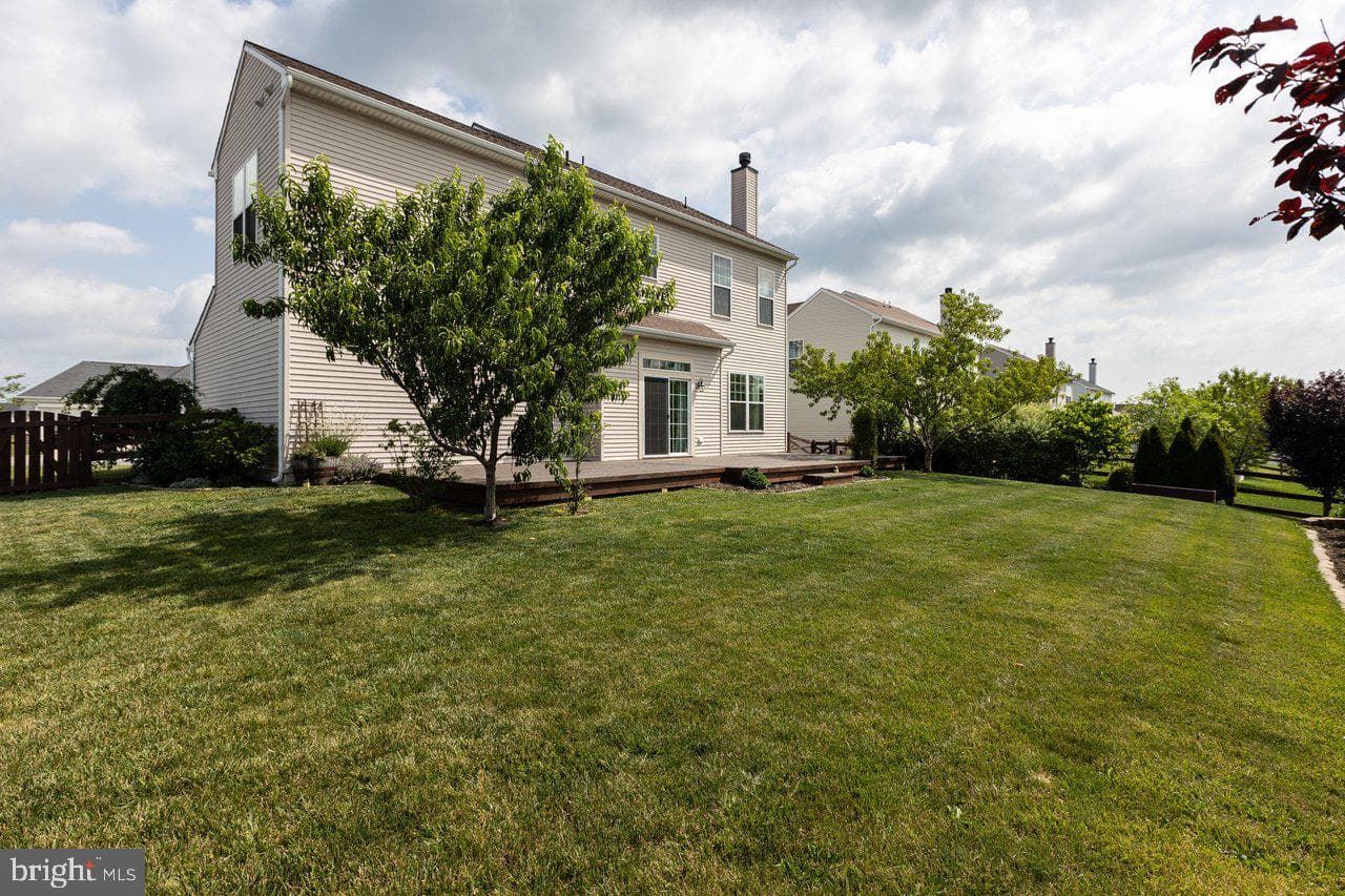 88 Liverpool Lane photo 49
