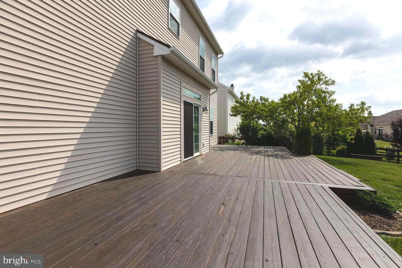 88 Liverpool Lane photo 7