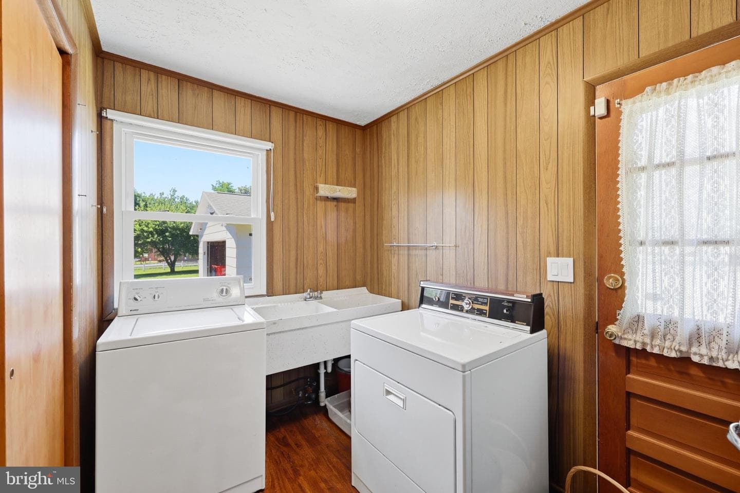 2277 Greensburg Road photo 19