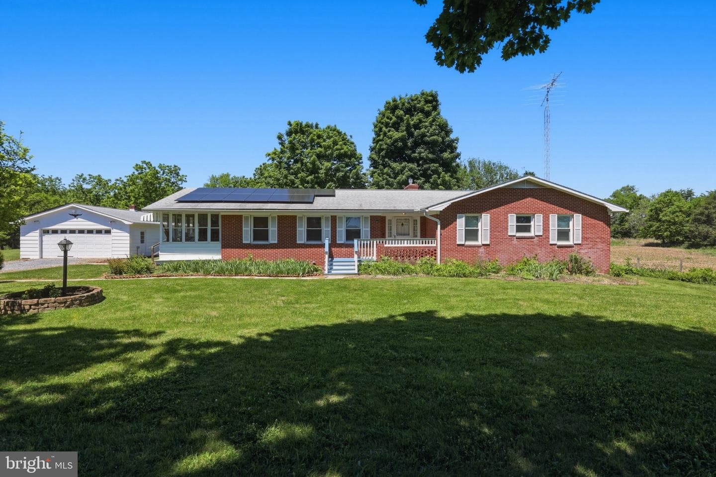 2277 Greensburg Road photo 2