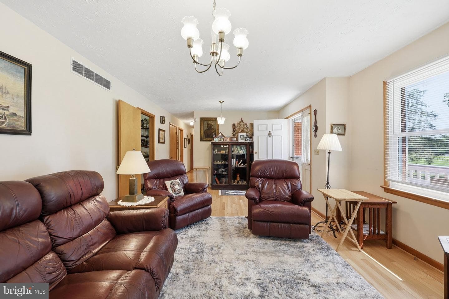 2277 Greensburg Road photo 6