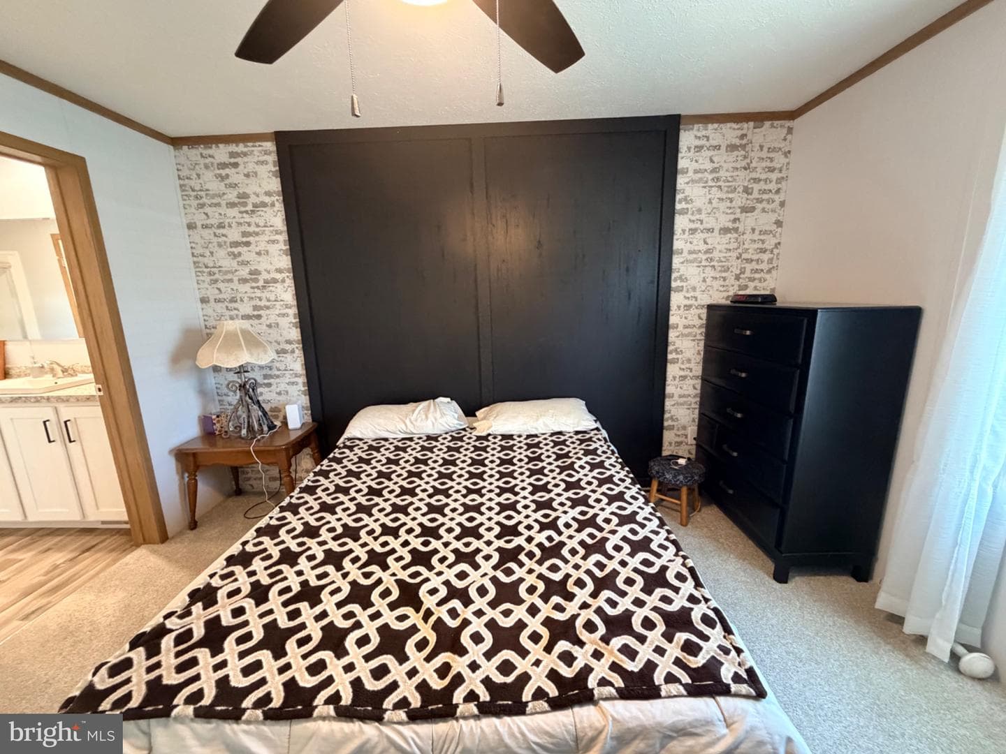 320 Valentine Drive photo 21