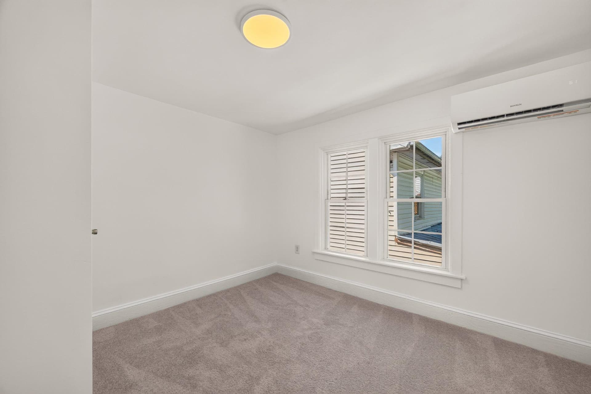 314 Randolph Street photo 18