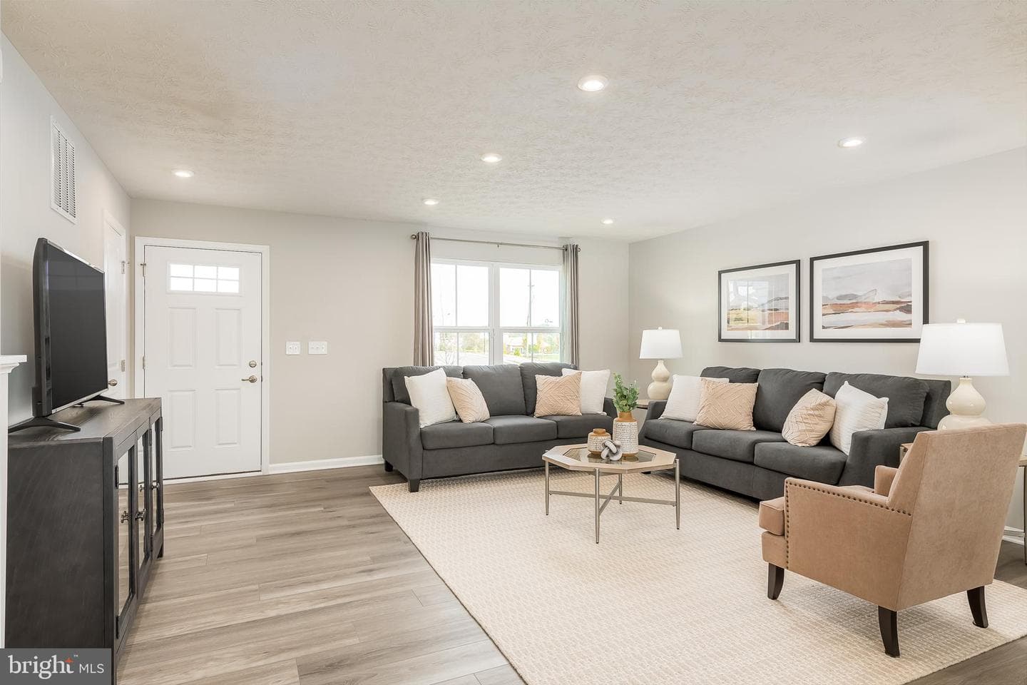 1714e Mutual Drive photo 7