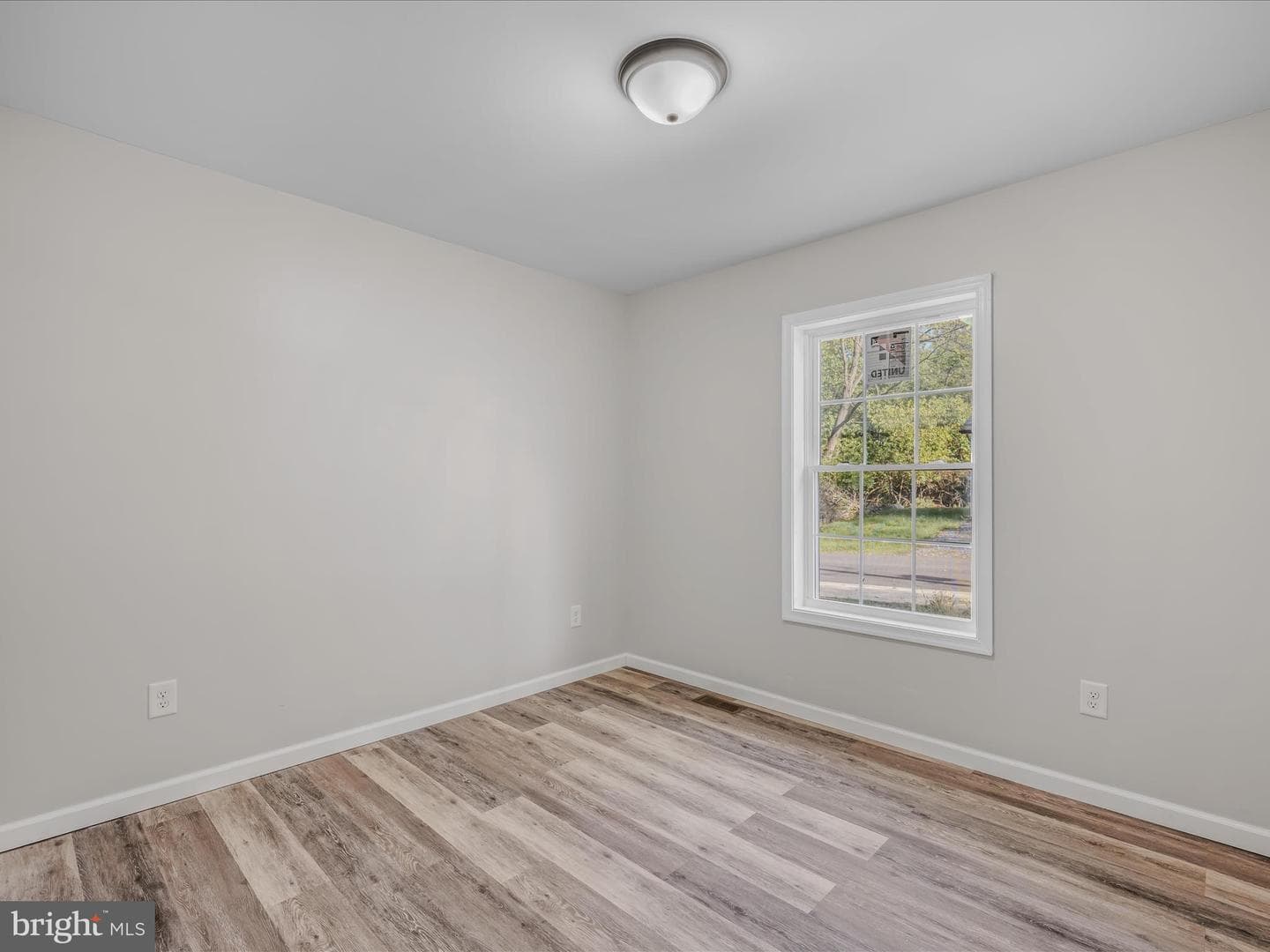 701 Boston Street photo 15