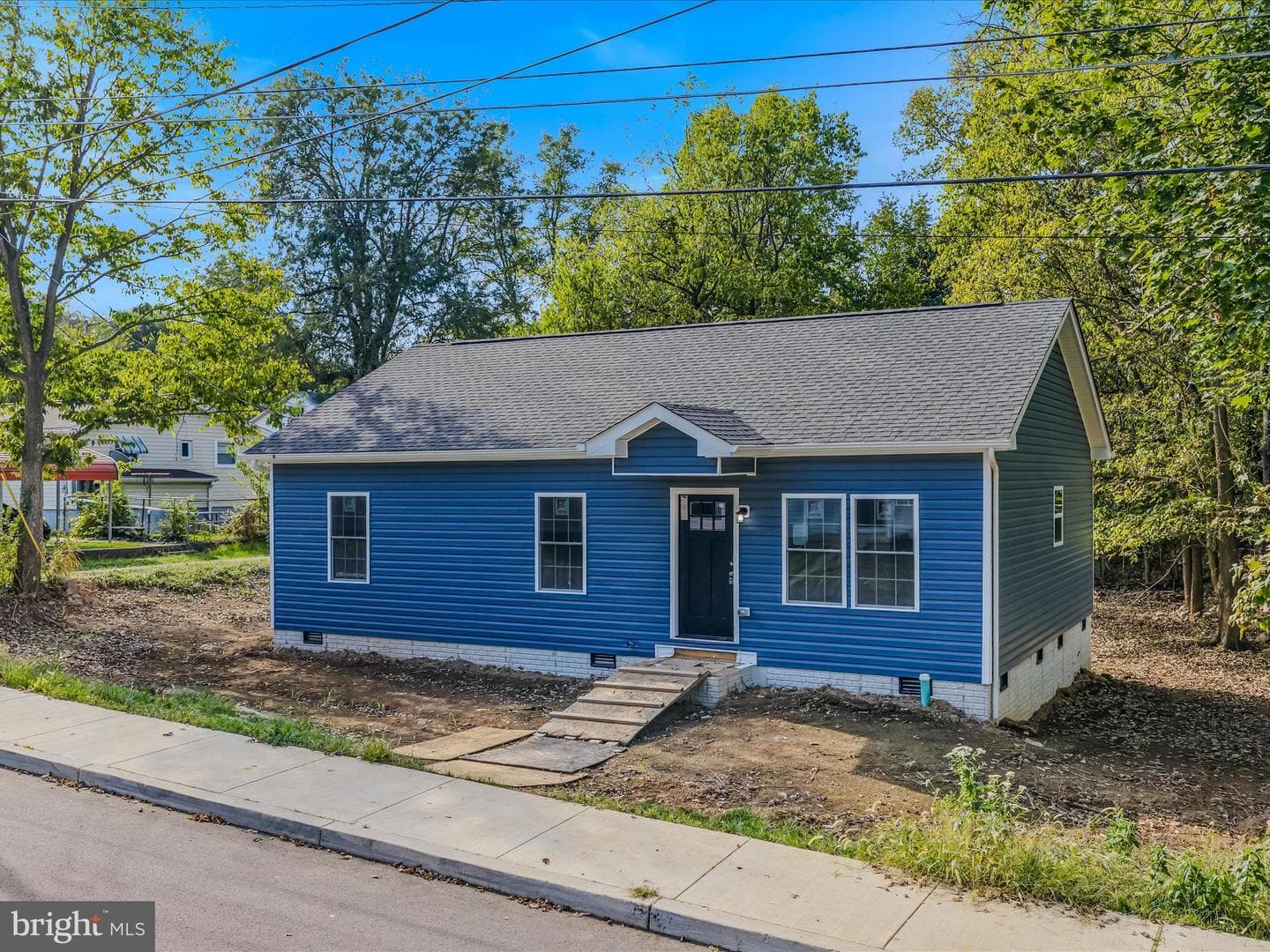 701 Boston Street photo 28