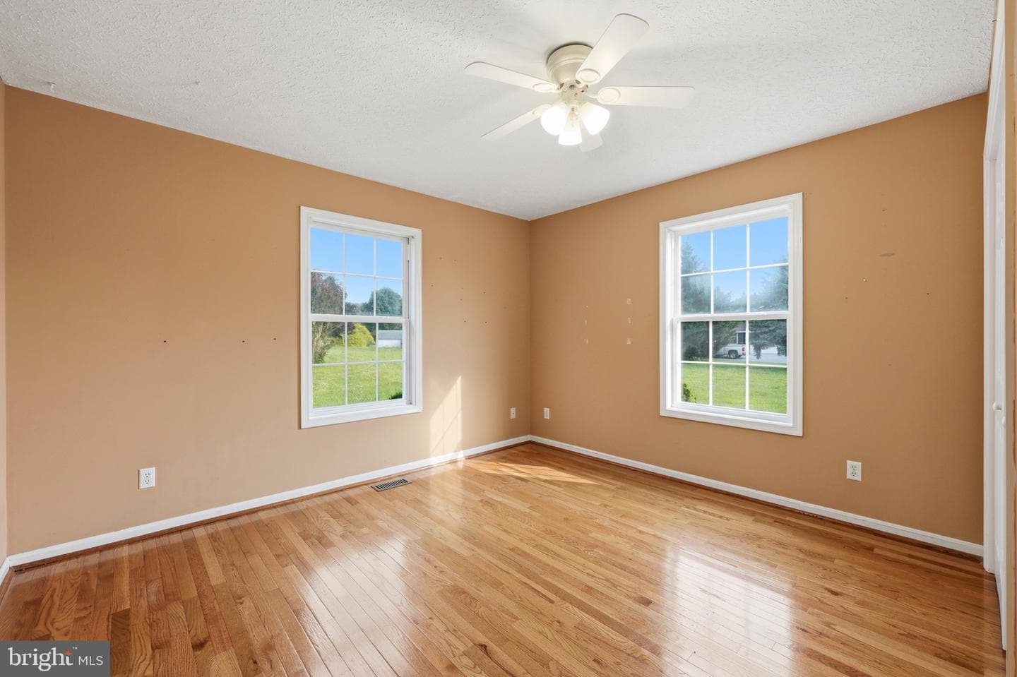 15 Sudley Lane photo 32