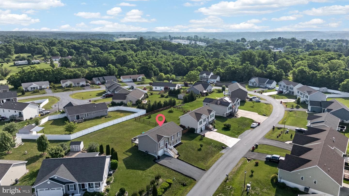 481 Ives Street photo 36