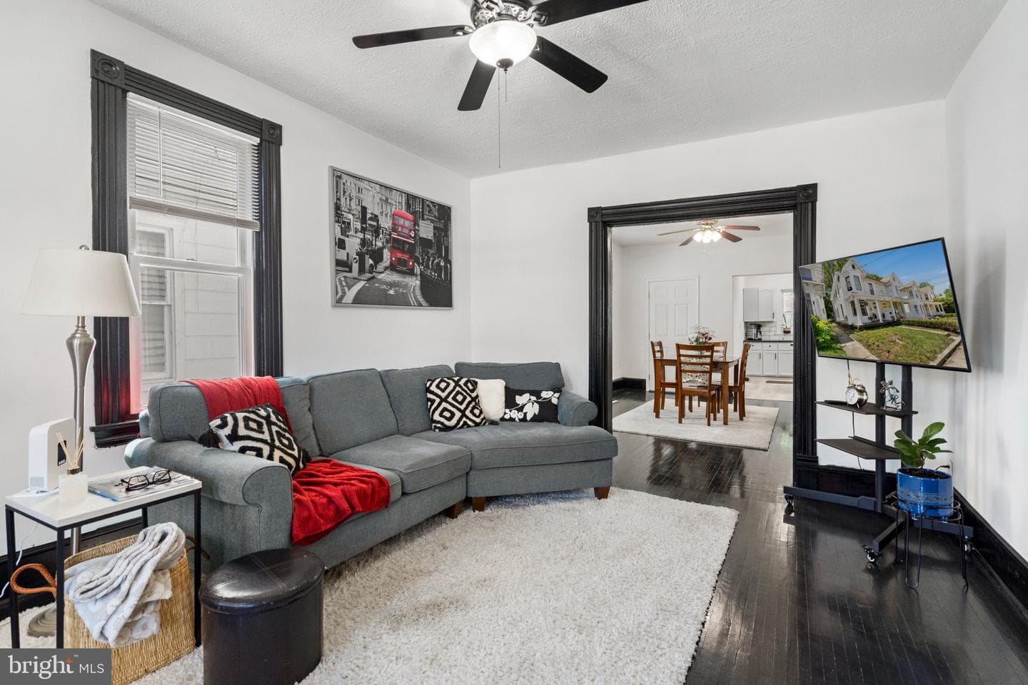 723 W King Street photo 3