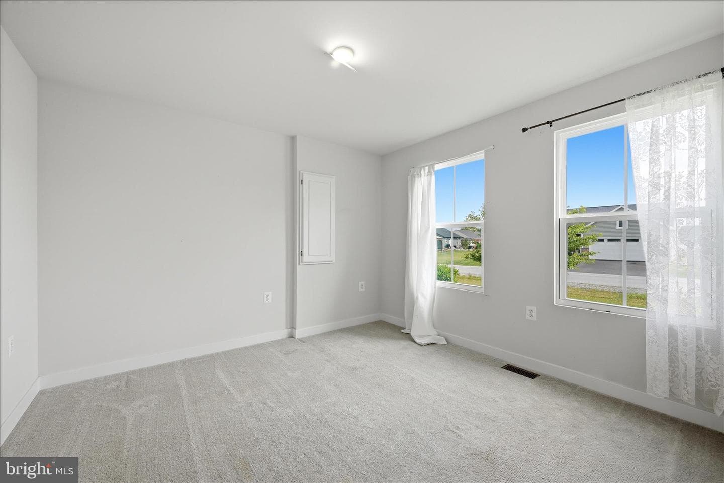 141 Bindweed Court photo 25