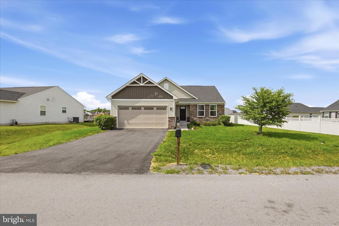 141 Bindweed Court photo 3