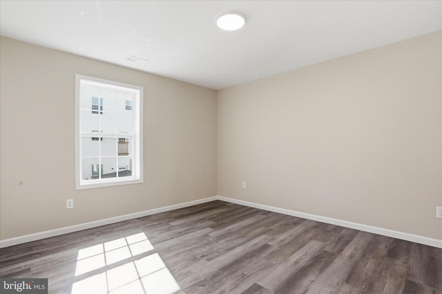 208 White Violet Way photo 18