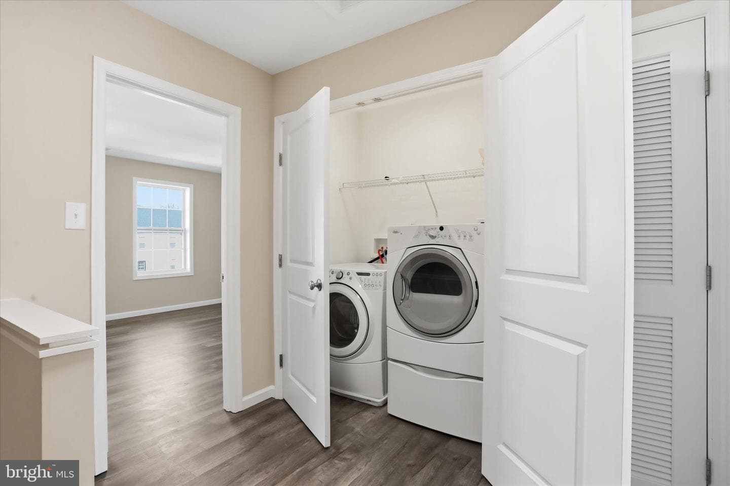 208 White Violet Way photo 19