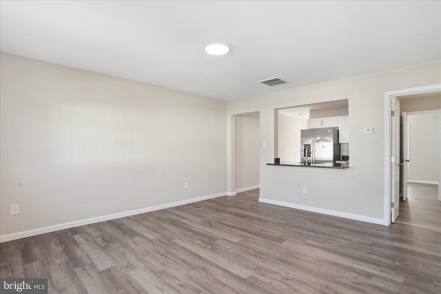 208 White Violet Way photo 4