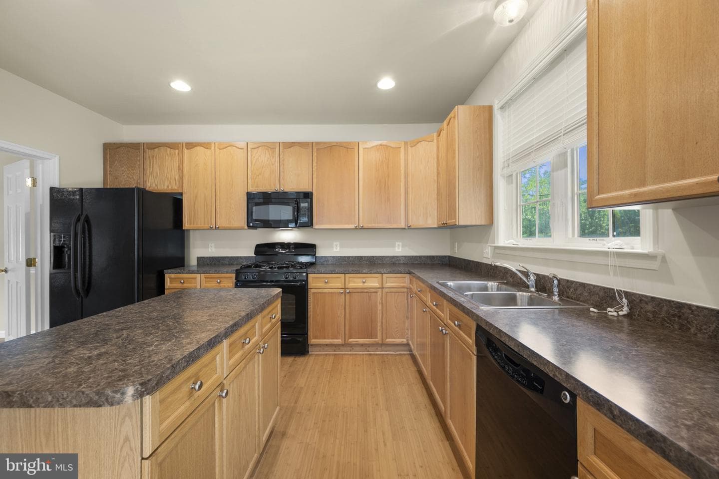 1400 Prentiss Point Parkway photo 14