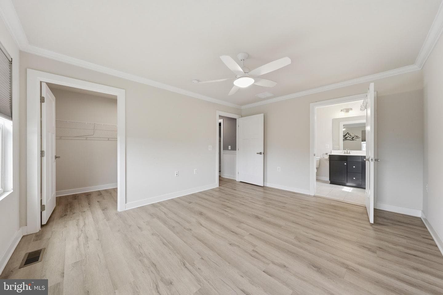 287 Bookers Court photo 14