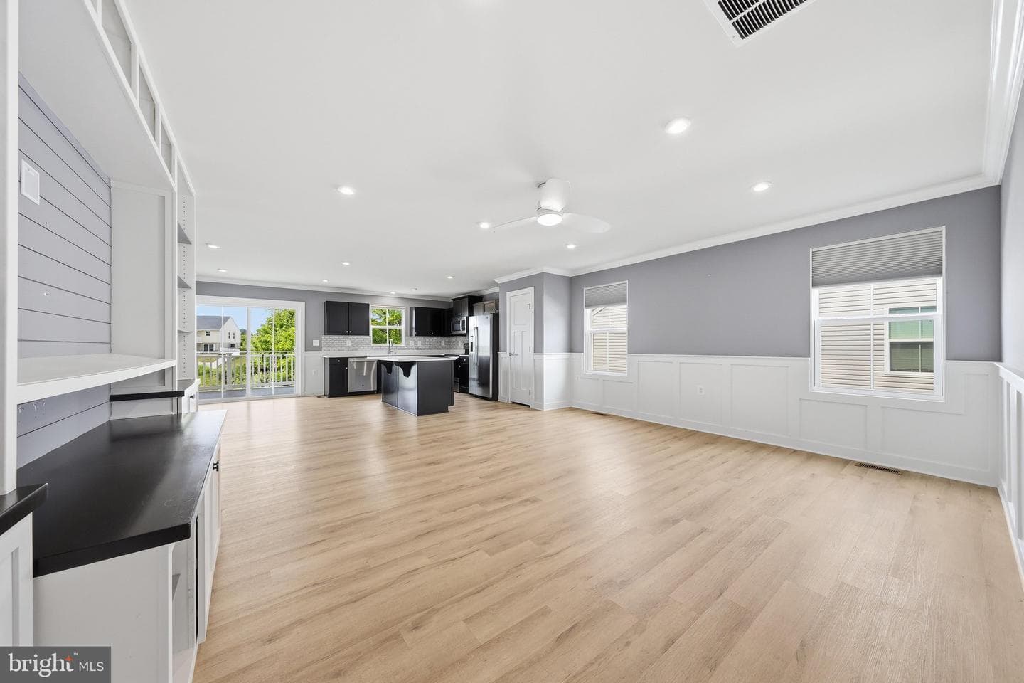 287 Bookers Court photo 3