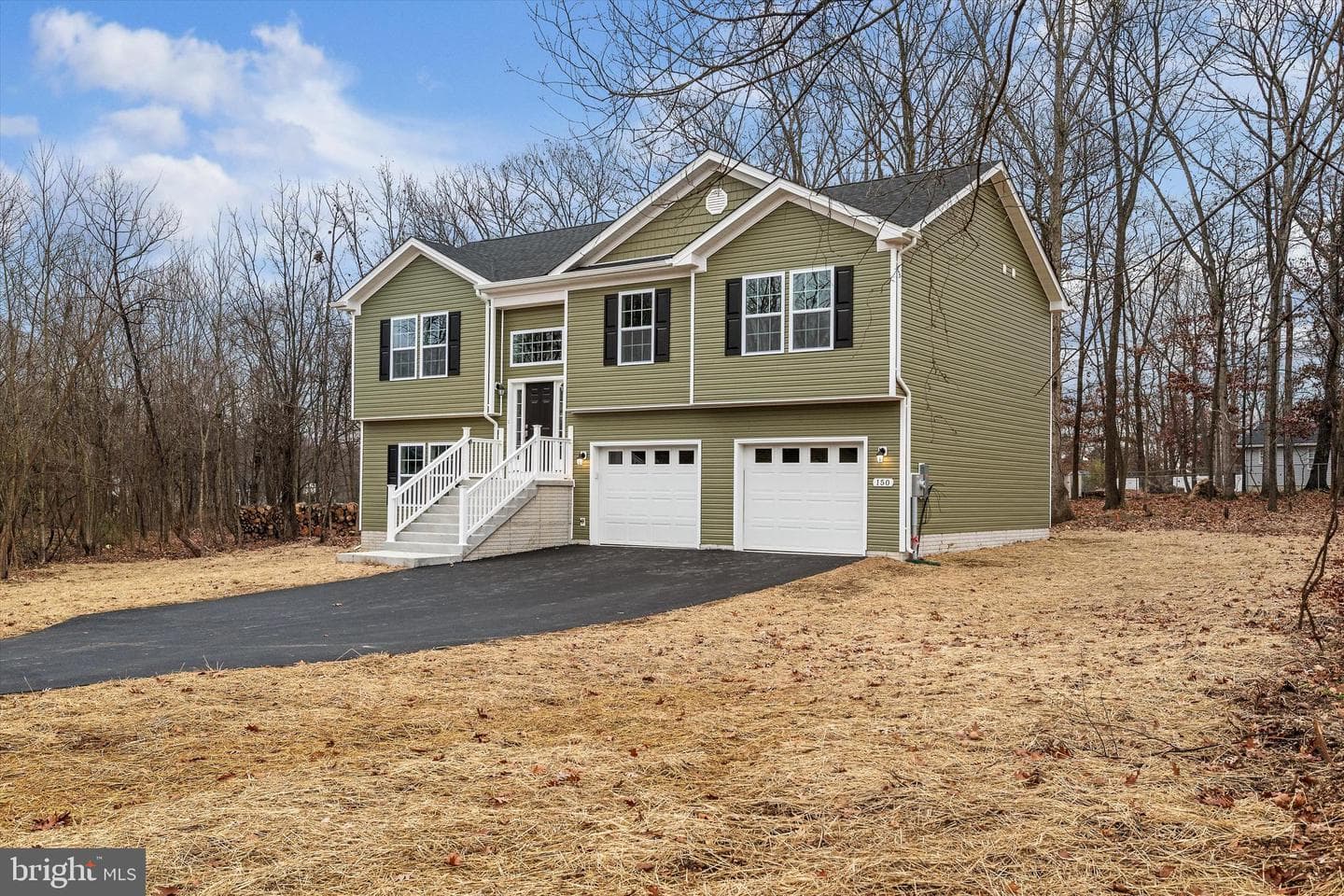 27 Powell Lane photo 2
