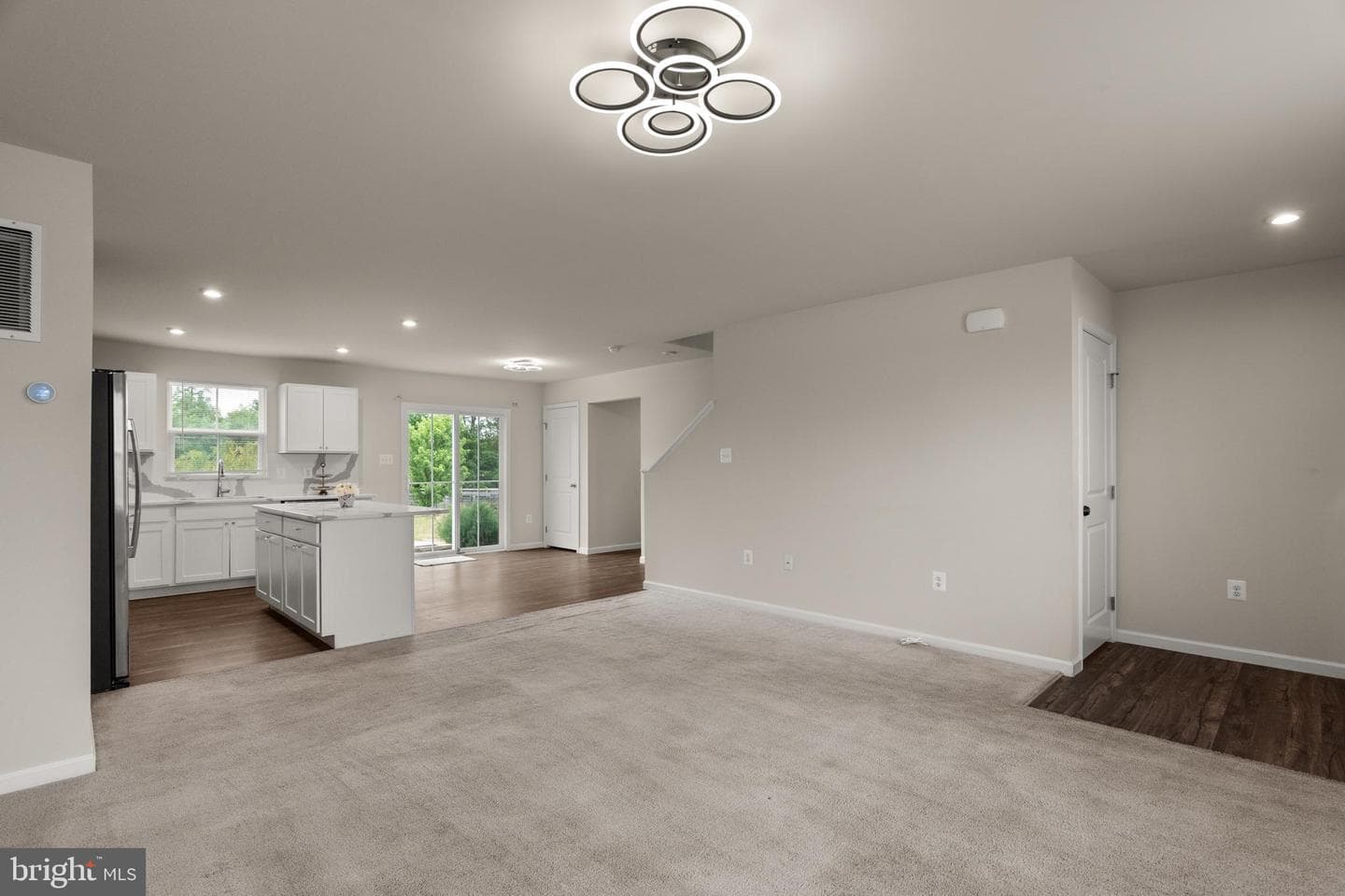 321 Tickseed Court photo 7