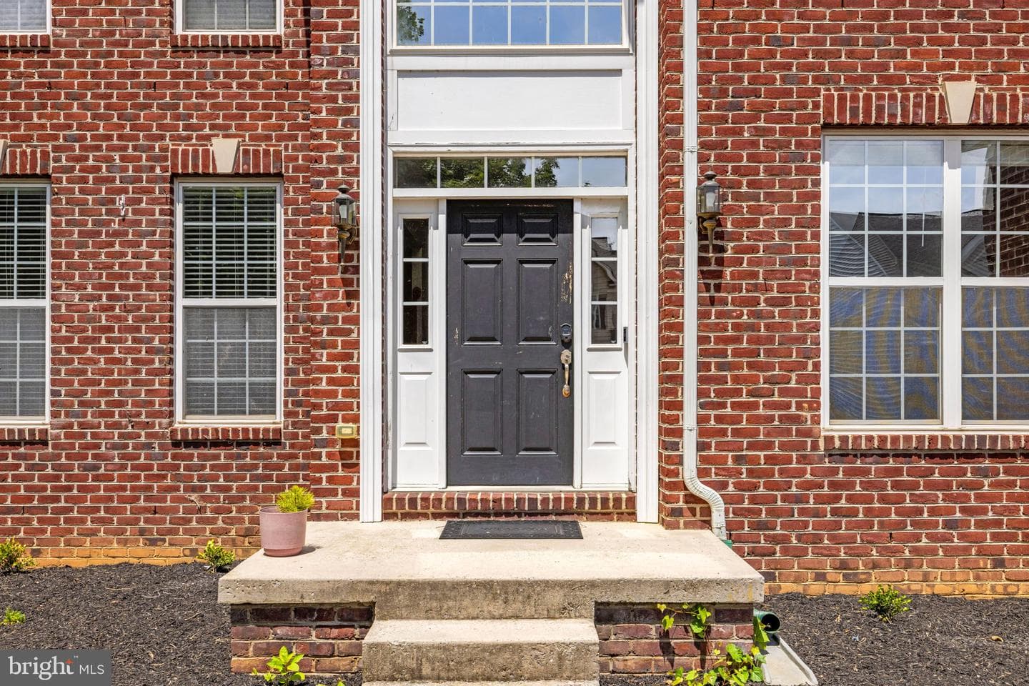 73 Thorton Hall Road photo 17