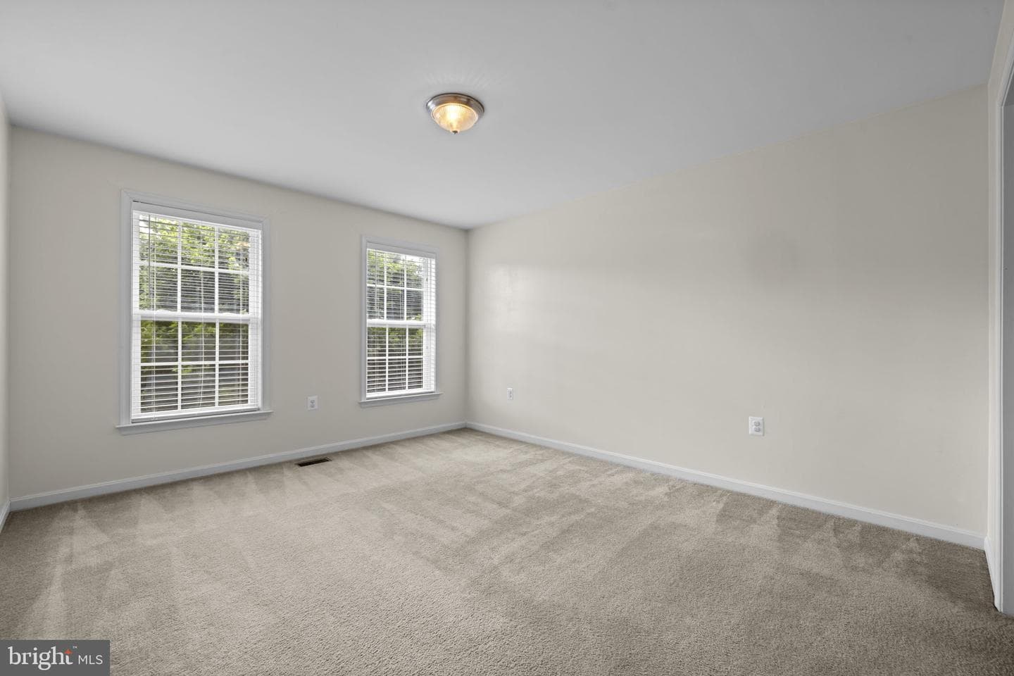 73 Thorton Hall Road photo 64