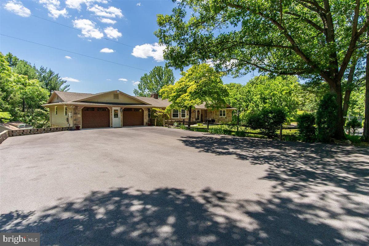 1618 Eagle School Road photo 33