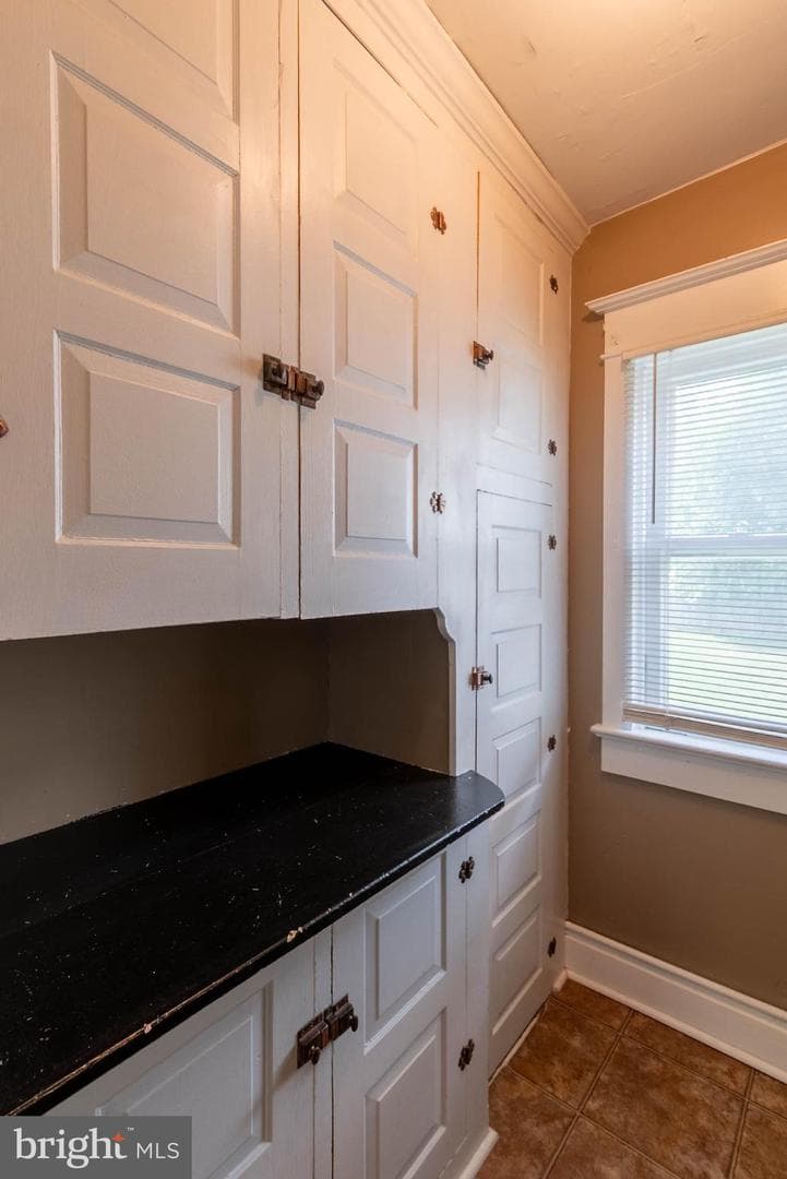 405 Porter Avenue photo 15