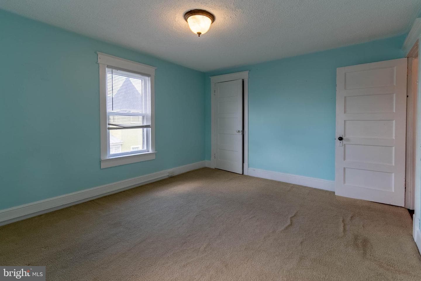 405 Porter Avenue photo 28