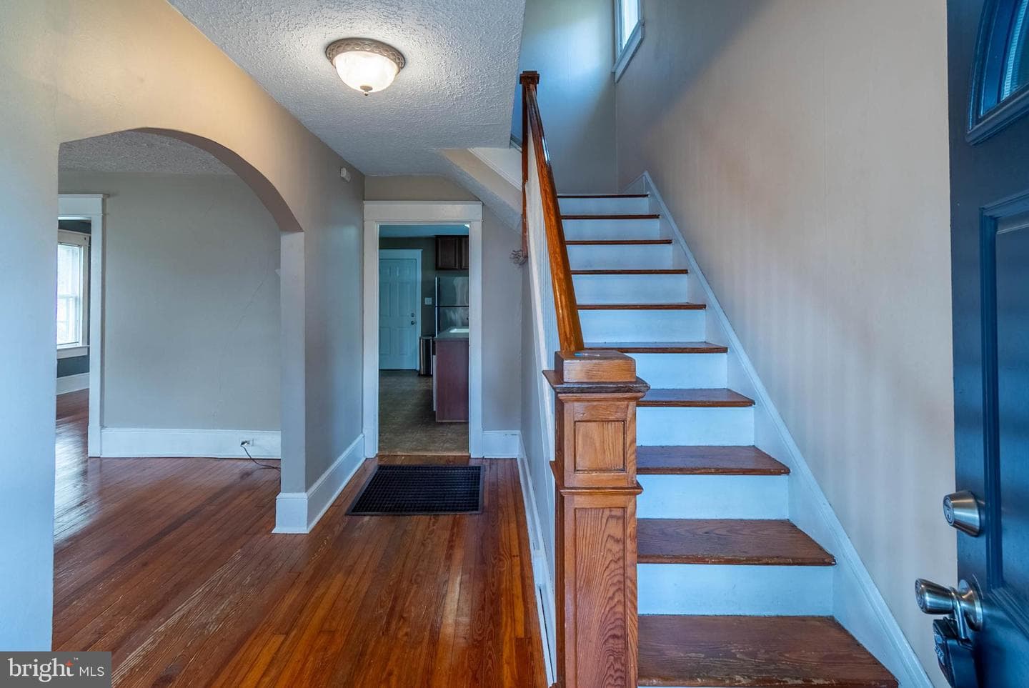 405 Porter Avenue photo 6