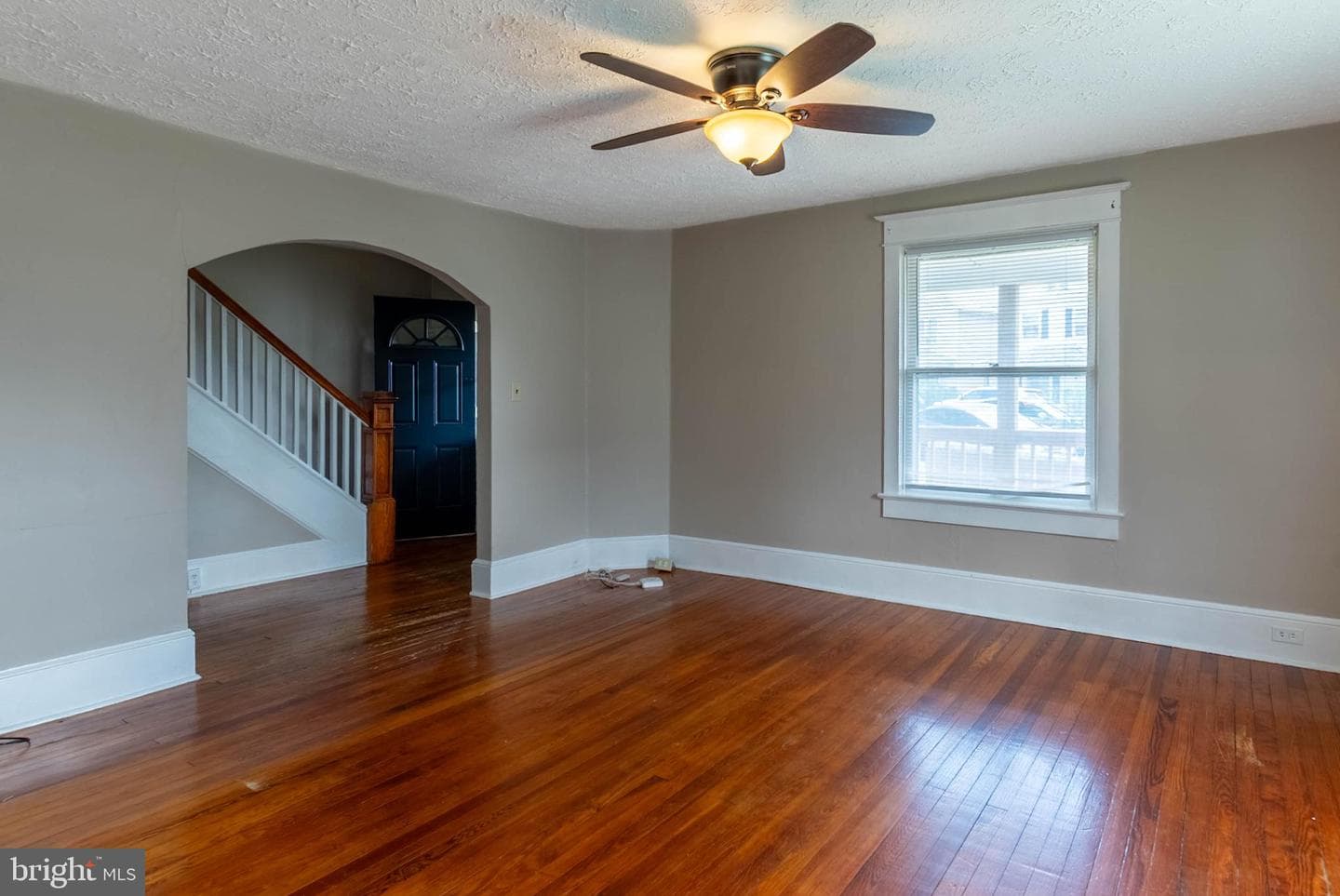 405 Porter Avenue photo 9