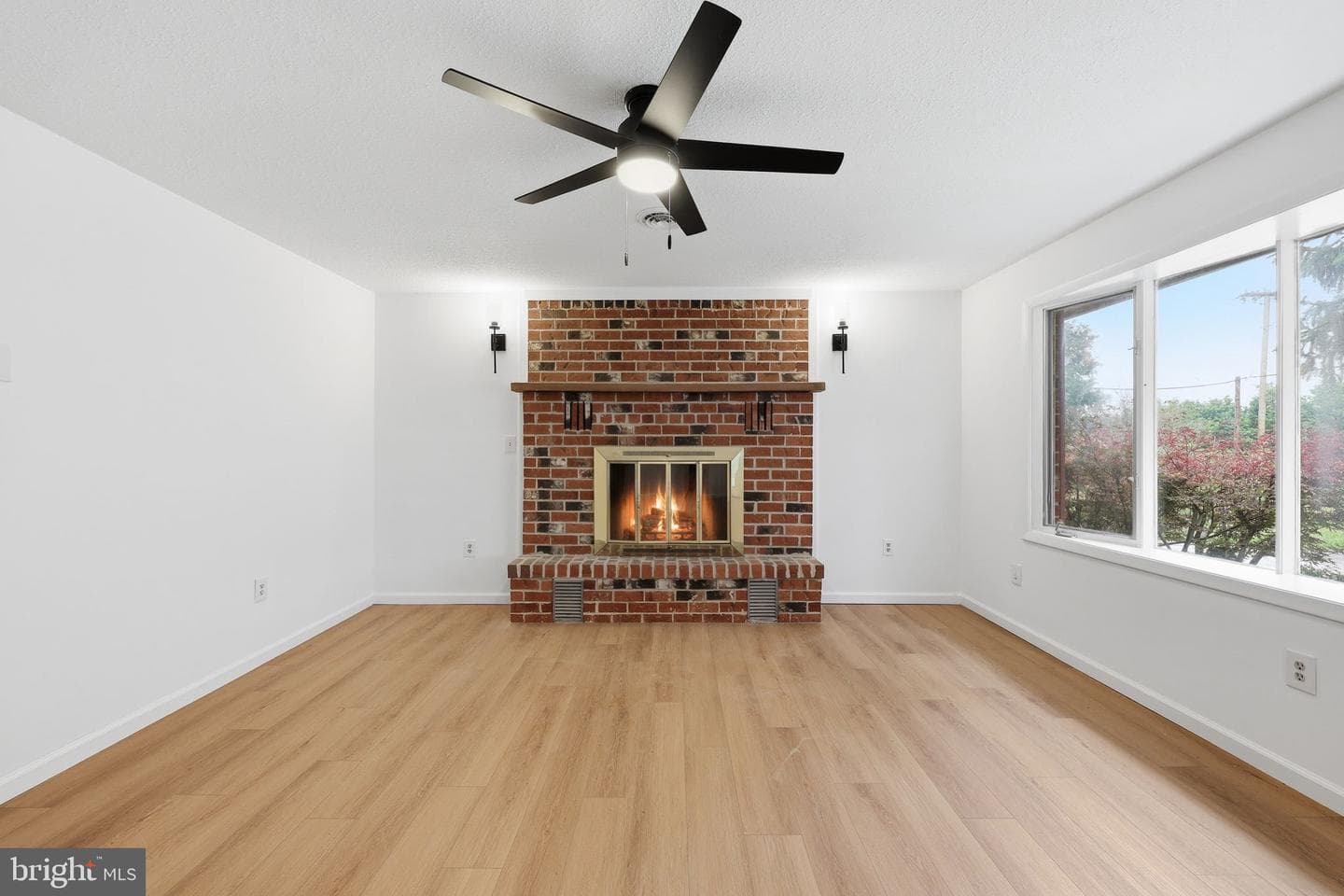 683 Ben Speck Road photo 5