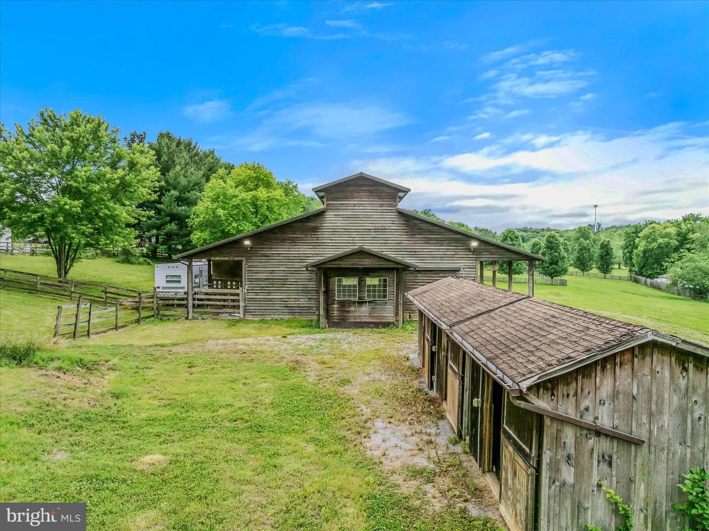 105 Grade Road photo 74