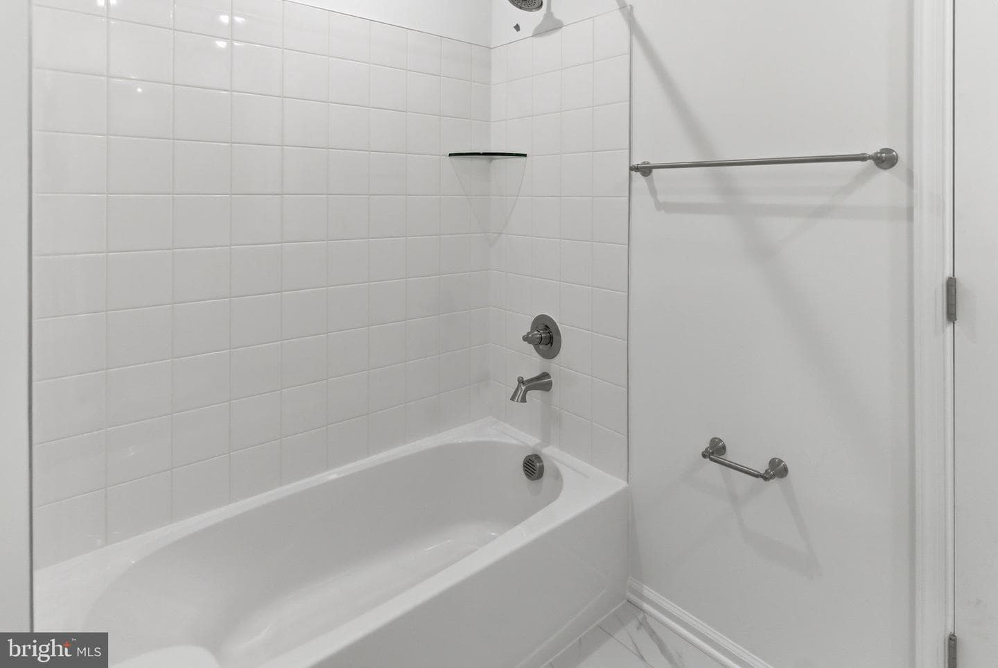 123 Grayling Road photo 28