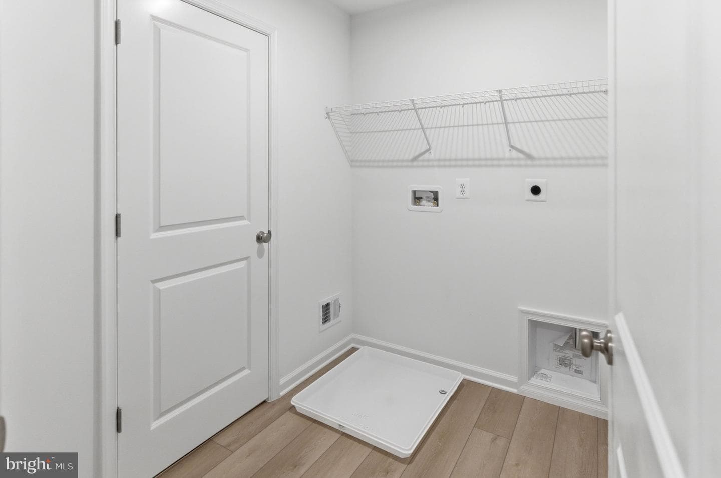 123 Grayling Road photo 34