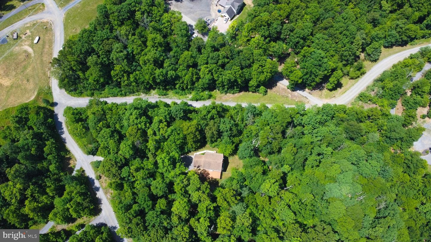 228 Warner Lane photo 48