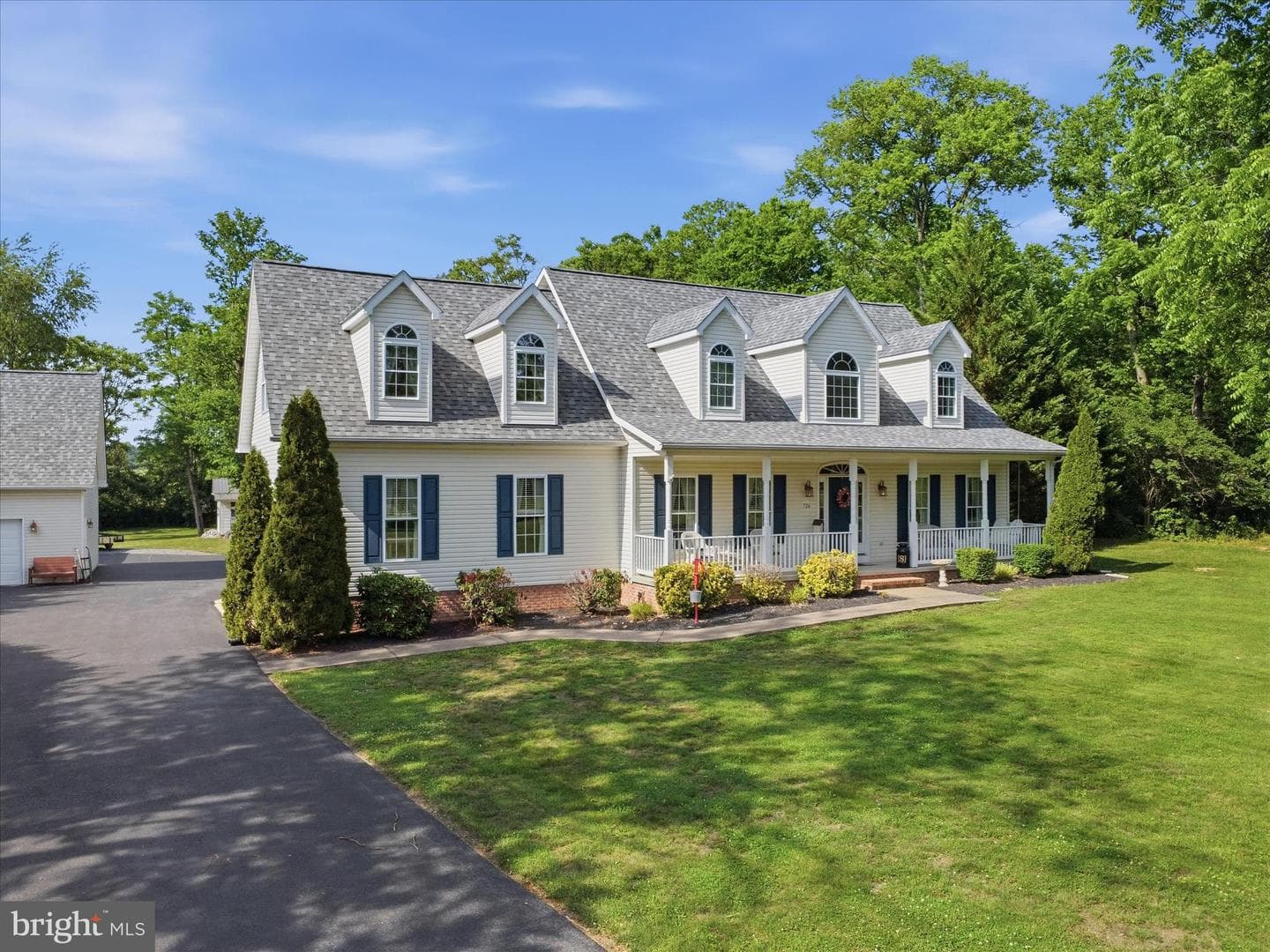 726 Doe Run Road, Inwood