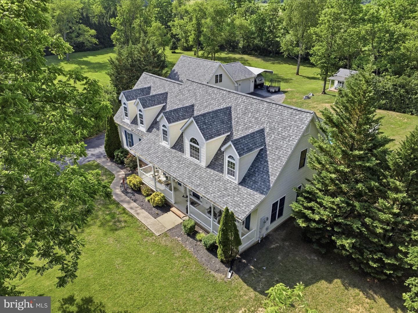 726 Doe Run Road photo 5