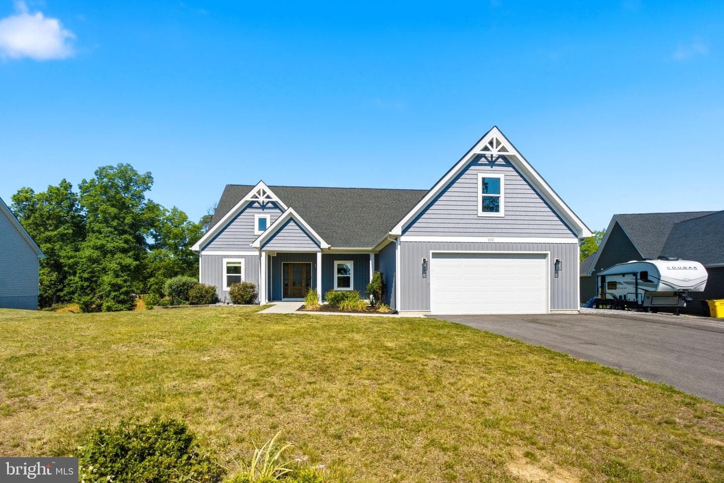 102 Nugget Way, Martinsburg