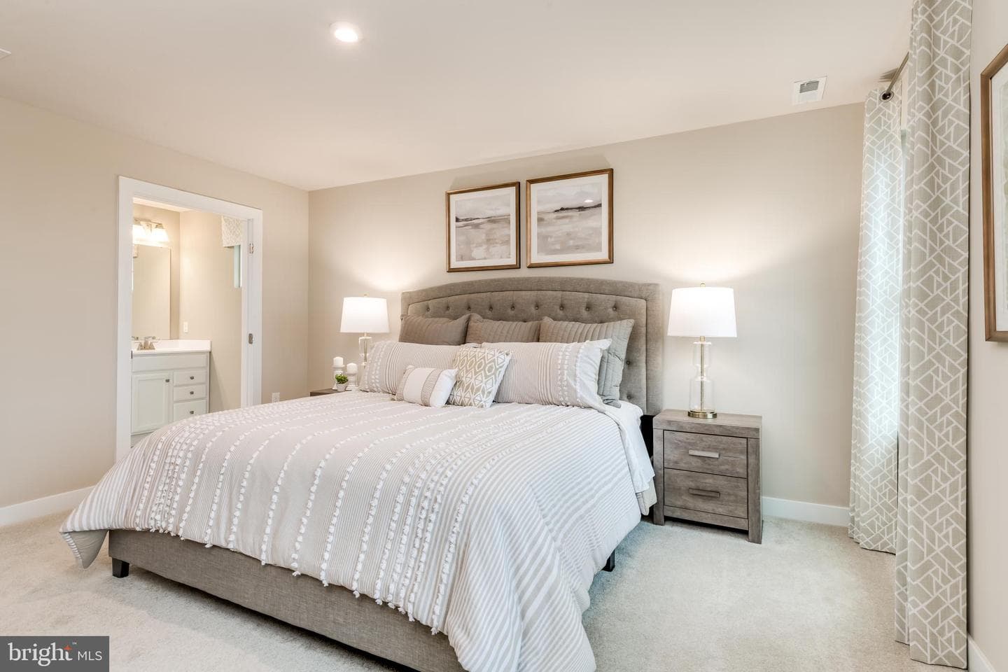 1680 Alice Springs Drive photo 8
