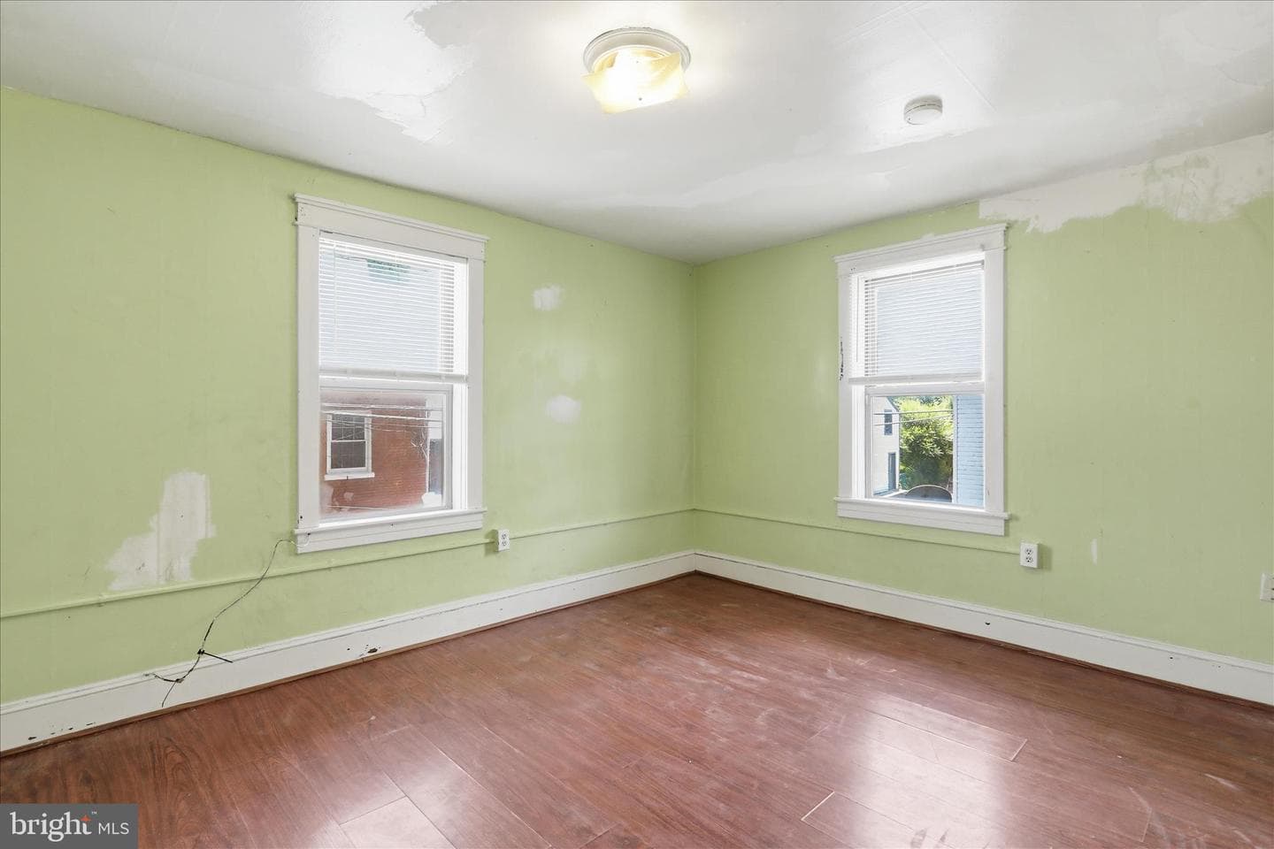 226 N Spring Street photo 24