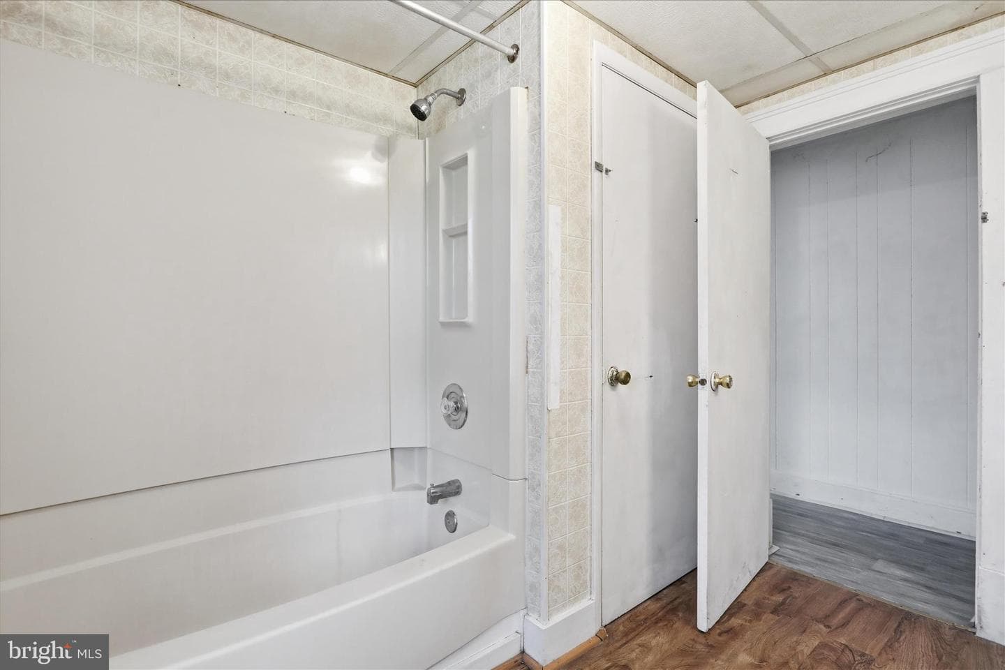 226 N Spring Street photo 49