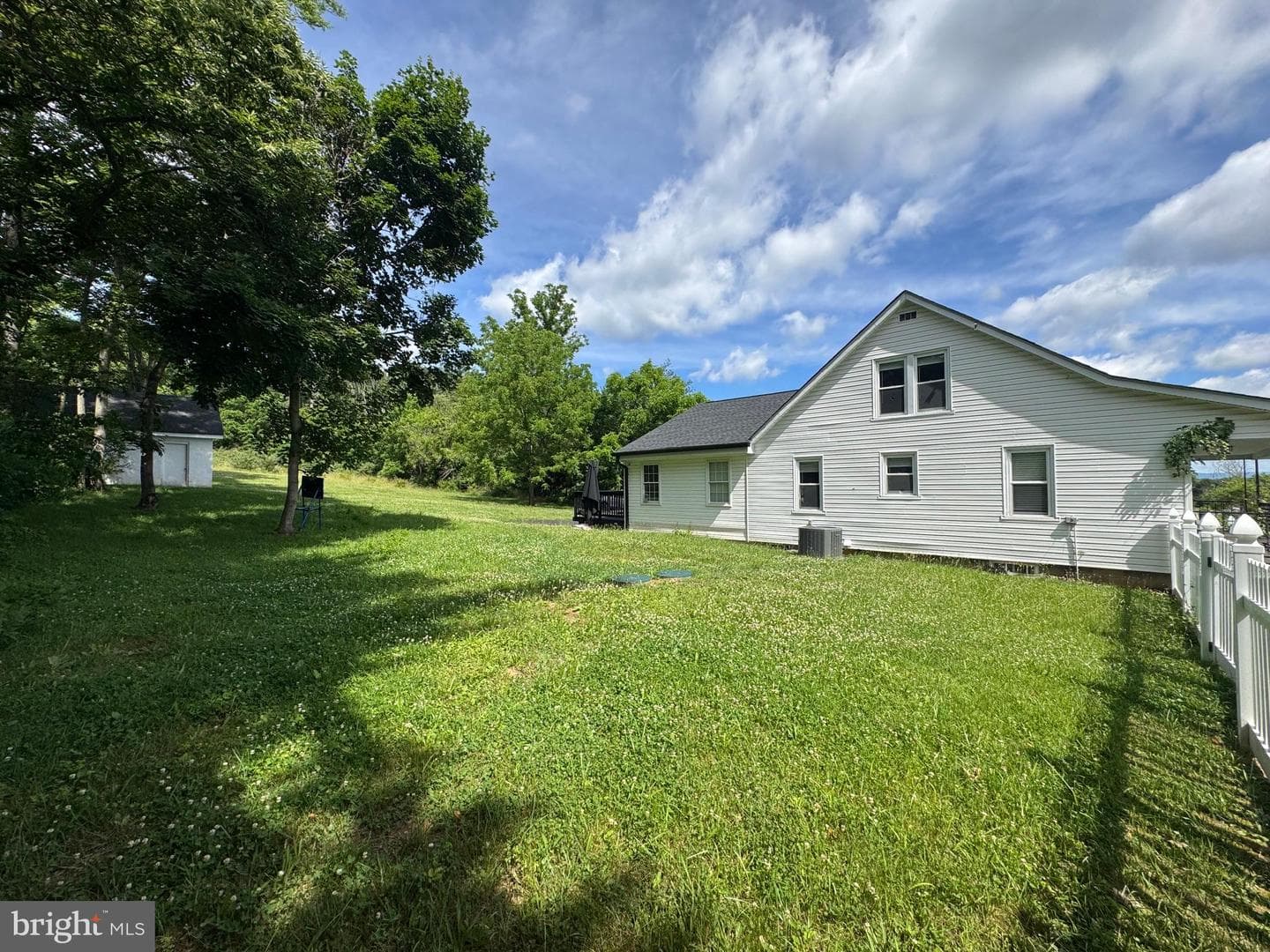 7865 Hedgesville Road photo 15